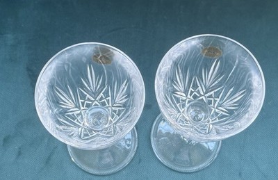 Set Of 2 Capri Crystal Wine Glasses 7ins Made In Italy New Out of Box