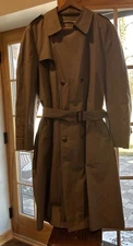 Vintage Men’s Hart Schaffner Marx All Weather Trench Coat Size 44L Zip Liner