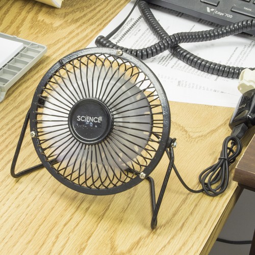 4" Mini USB Powered Personal Desk Fan - Metal Construction, Angle Adjustable - Picture 3 of 3