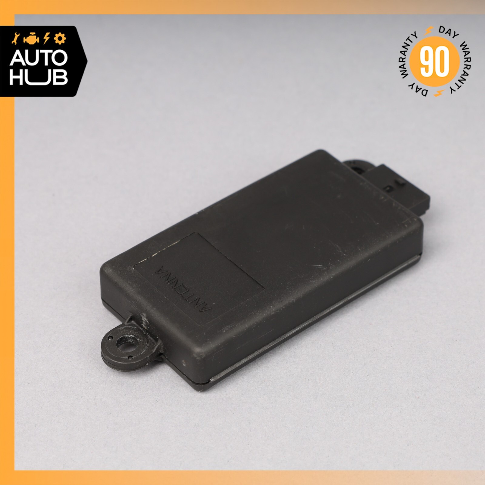 10-19 Maserati GranTurismo M145 Volumetric Sensor Antenna Receiver Unit OEM