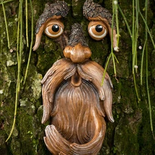 Old Man Tree Hugger Garden Peeker Yard Art Outdoor Sculpture Whimsical Face Deco