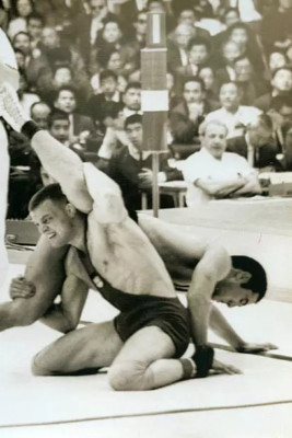 Tokyo Olympic Games Wrestling Tatsuo Sasaki, Guenther Bauch 1964 4x6 Photo