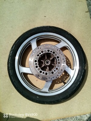 Vorderrad + Scheibe / Reifen HS Daelim VT 125
