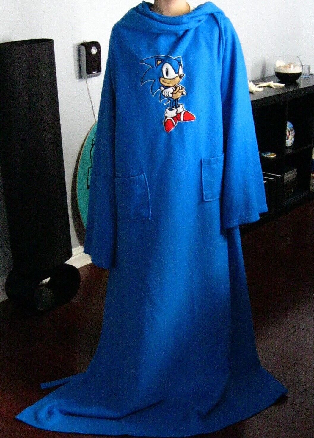 SEGA Sonic The Hedgehog Blue SNUGGIE Warm COMFY Blanket Throw eBay