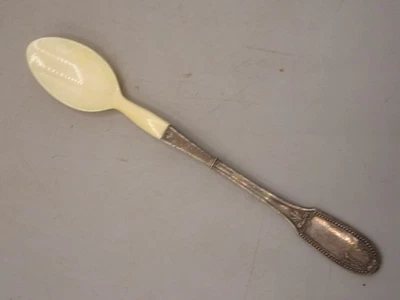 Cuillère a bouillie ancienne en argent 1er titre.Orfèvre Tétard Frères.Couvert - Photo 1/4