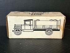 VINTAGE ERTL 1931 HAWKEYE TANKER TRUCK BANK 1:34 SCALE DIECAST IN BOX