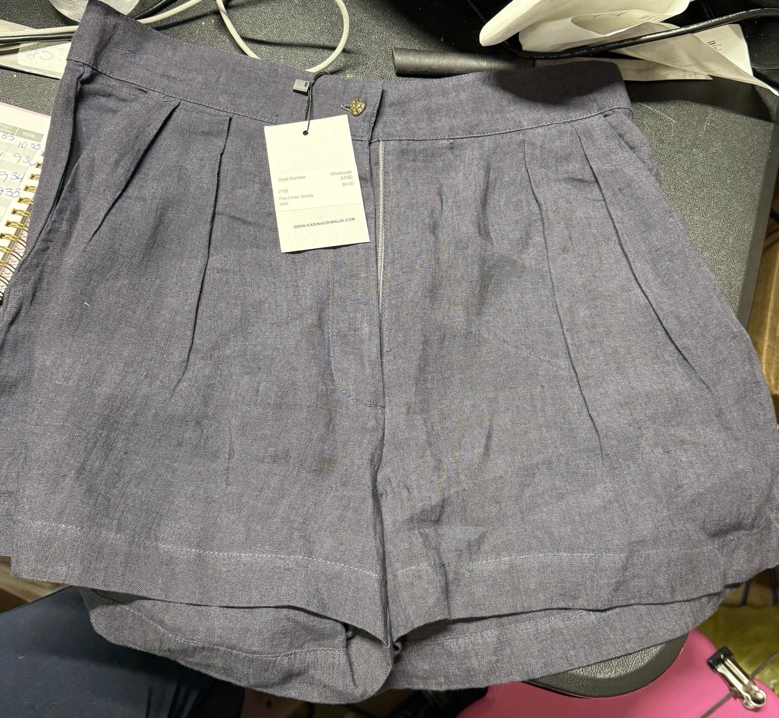 Karina Grimaldi Pao Linen Pleated Shorts Navy Women’s Size XS NEW W/ TAGS!!!