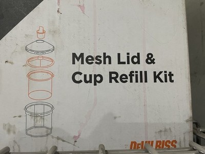 DeVilbiss DeKups DPC-601 Disposable Paint Spray Gun 24oz Cups and Lids 802101