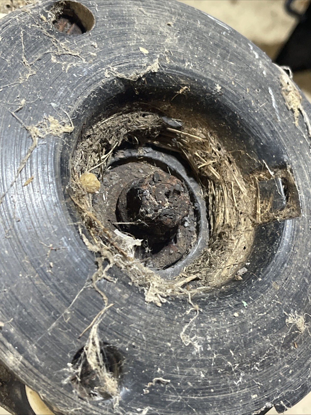 STIHL OEM   FS86 and More  Gear Head Assembly With Polycut Attached Metal Guard