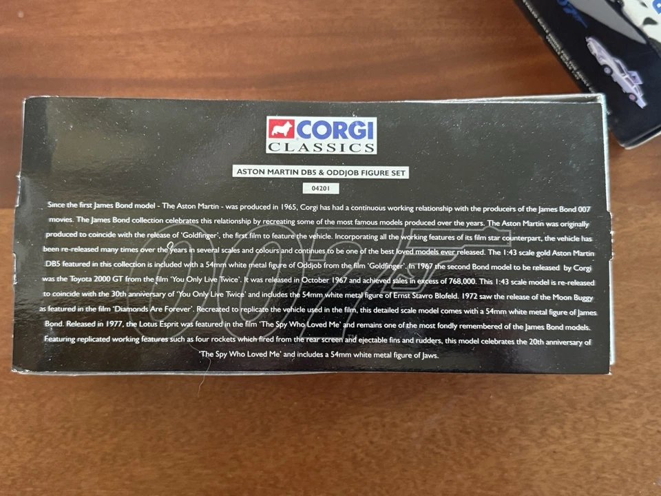 Corgi 1/43 Scale 04201 James Bond 007 Aston Martin DB5 & Oddjob Figure Set - Image 4 of 4