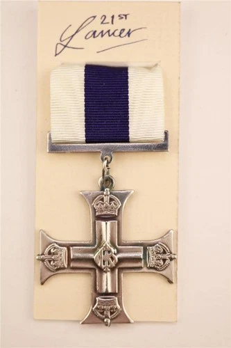 WW1 GV BRITISH ARMY MILITARY CROSS MEDAL FOR GALLANTRY DECORATION ARMY NAVY RFC