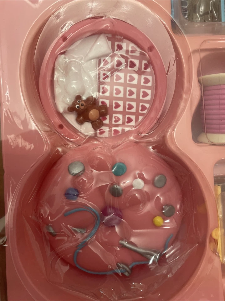 Raro Juego de Costura de Colección Disney Ratones Cenicienta Hilo Carrete Habitaciones Juguete Foto 2 de 4