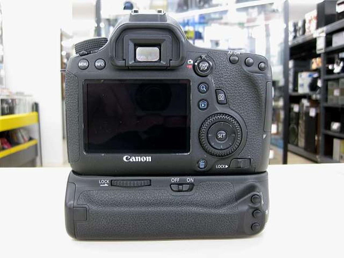 Canon 6D ボディ Amazon.com : Canon EOS 6D DSLR Camera (Body Only) (8035B002