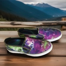 GBG SLIP ON SNEAKERS  Size 7.5 