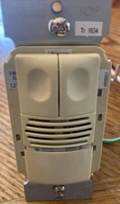 Wall Switch  Pass & Seymour WDT200-l Dual Tech (V3)occupancy Sensor 800W/120VAC