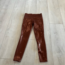 Athleta Salutation Stash Shine Tight size S