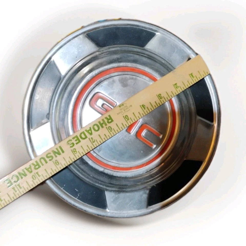 Tapacubos OEM 73-87 GMC camioneta pickup plato para perros 1/2 tonelada tapa de pobreza cubierta GM 1 tapa Foto 2 de 3