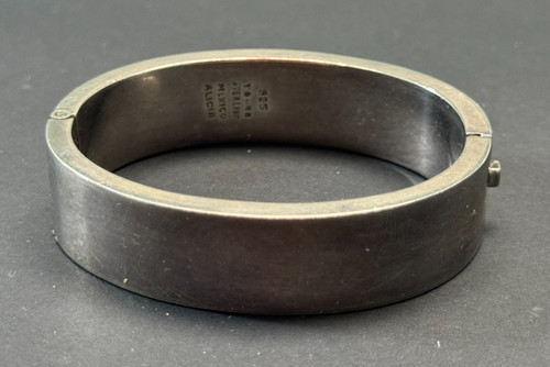 VINTAGE STERLING SILVER BANGLE MEXICO BRACELET