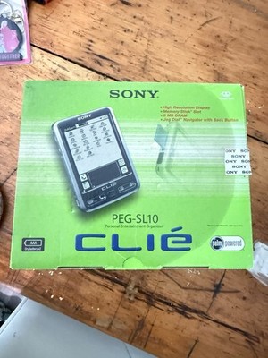 Sony CLIÉ PEG-SL10 Palm OS PDA High Resolution Display 8MB Memory Stick Slot