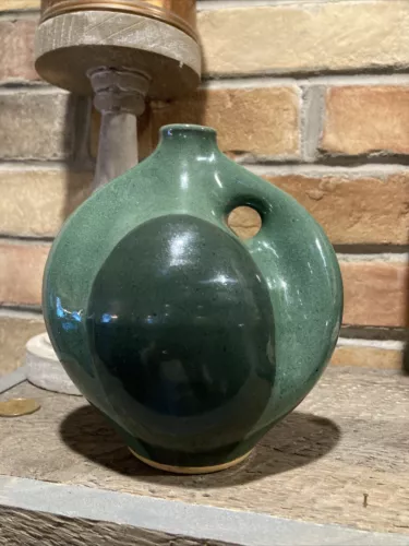 Art Studio Hand Crafted Pottery Vase T. CLARK SIGNED ‘ 96 Green Organic Bulbous