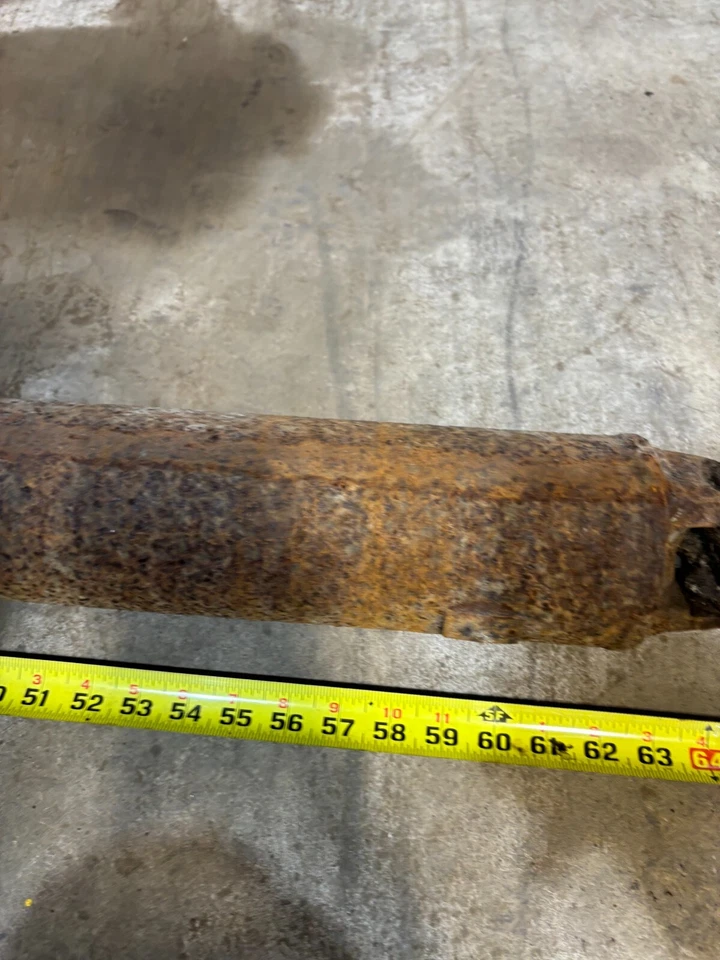 W250 W350 1981-1993 eje de transmisión trasero 62" C/C 4x4 727 transmisión automática 3/4 1 tonelada Dana 70 Foto 3 de 4