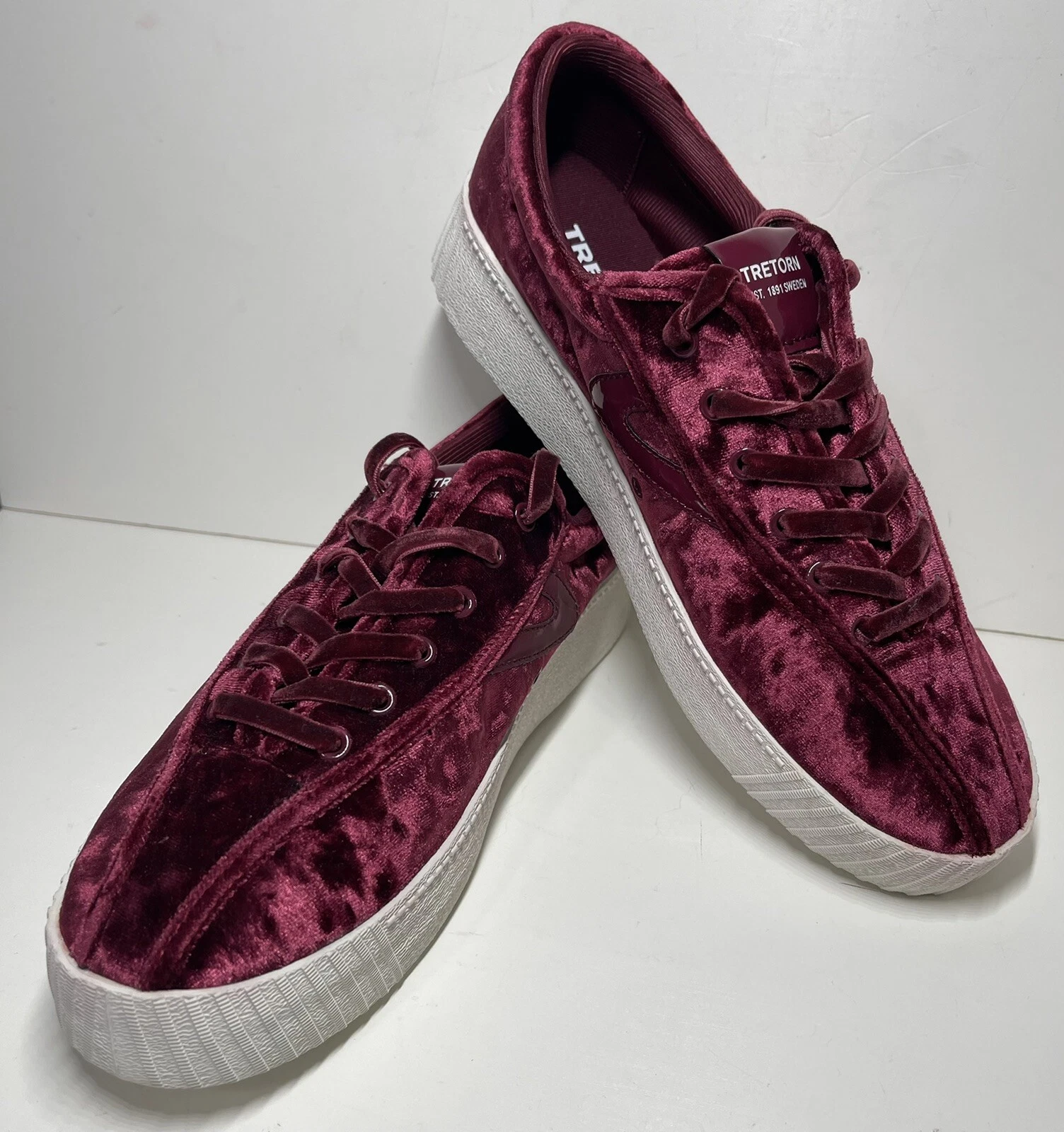 Trenton Nylite Women Platform Bold Sued Low Top Sneaker Comfort Shoe Sz 10