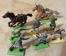 LOT of 8-Vintage Toy Soldiers  Horses 1971 DEETAIL Britains Ltd.