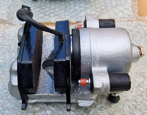 AUDI A3 8L VW Golf MK4 Front OEM Brake Calipers & Pads Set/256mm/280mm FSIII ATE - Picture 17 of 24