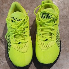Nike GT 001 US 9 Yellow Tennis  with Black Accents Stylish Athletic Footwear