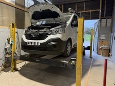 Rotary Lift Two Post 4000KG Capacity