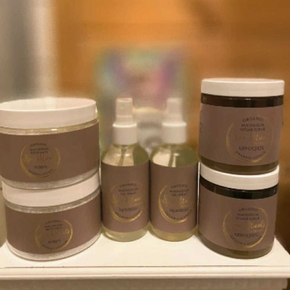 Exfoliate & Pain Relief  - Organic Magnesium Sugar Scrub – Lavender or Citrus  - Image 2 of 3