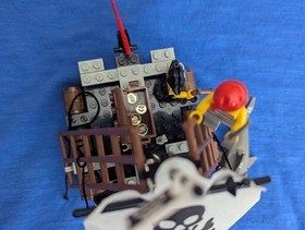 Vintage (1992) LEGO Pirates set 6261 Raft Raiders -  RARE