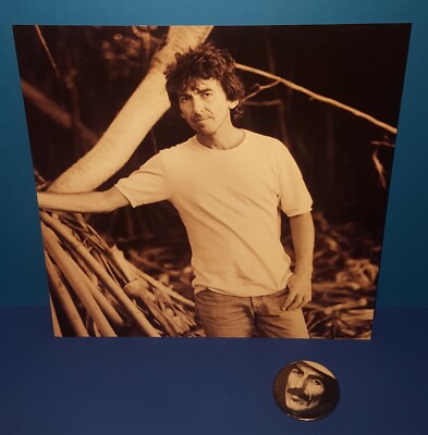 GEORGE HARRISON '' BRAINWASHED '' PROMOTIONAL 2 SIDED DISPLAY FLAT 2002 . BUTTON