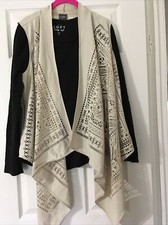 Chicos Traveler Collection 2 12 Tan Crochet Handkerchief Hem Sleeveless Vest