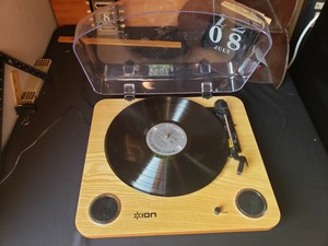 ion audio max turntable