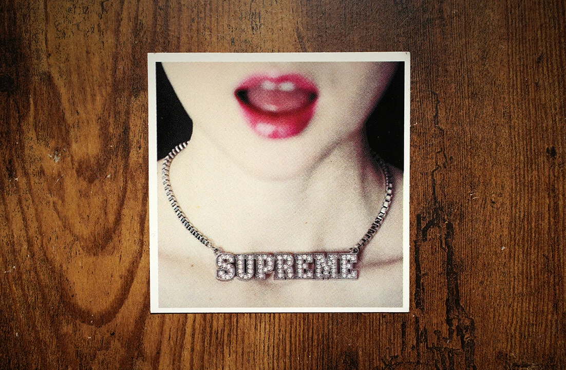 SUPREME NECKLACE STICKER 100% AUTHENTIC