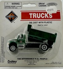 Camión de volteo HO 1:87 Boley 4107 International eje único - VERDE
