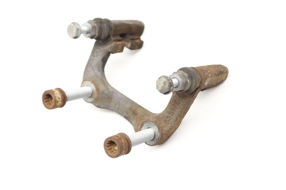 2009-2013 AUDI A3 - задний тормоз суппорт перевозчик / кронштейн 1K0615425P - Изображение 2 из 4