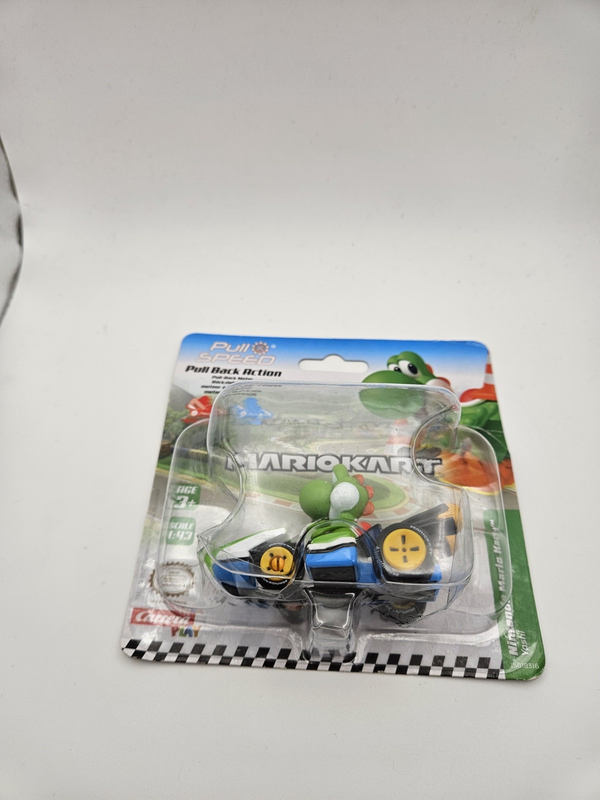 Mario Kart Pull & Speed Yoshi Racer Nintendo Pull Back Action 1:43 2.5”