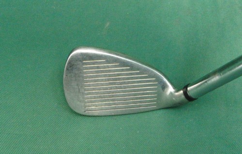 Wilson Deep Red 9 Iron Regular Steel Shaft Lamkin Grip - Picture 2 of 4
