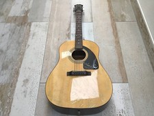 Epiphone Aj100na Acoustic Guitar Signed By Polyphonic Kaiser Chiefs The Bravery+