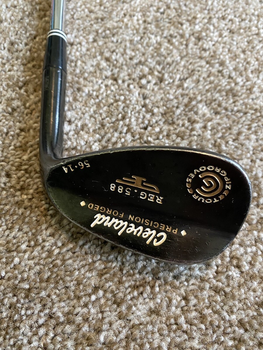 Cleveland 588 RTX PRECISION FORGED 56° Cleveland 588 Precision Forged 56 / 14 Tour Zip Grooves Wedge