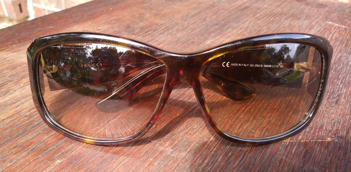 Authentic Vintage Gucci 2592s tortoise sunglasses Vintage Gucci GG Logo 2592/S Tortoise Shell Brown Lenses  main image 3
