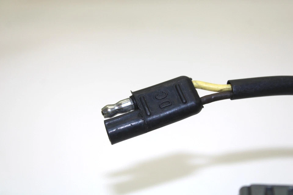 Regulador de voltaje rectificador Arctic Cat OEM 0630-001 Q5233 Foto 3 de 4