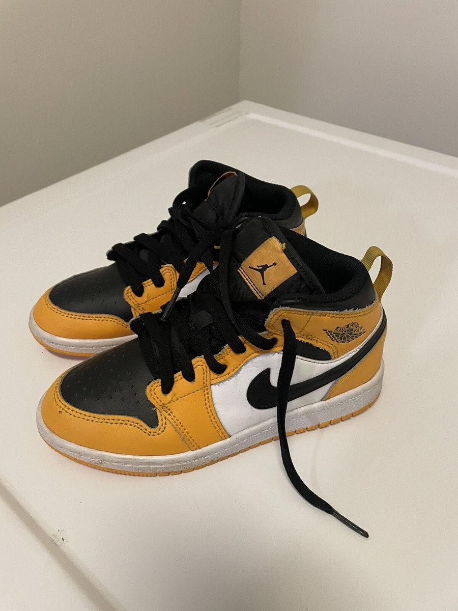 Nike Air Jordan Mid Taxi Black-White Size Y Excellent Used