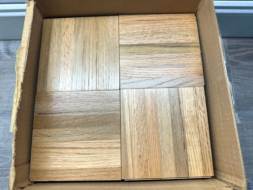 Lot De 4 Carreaux De Parquet HARTCO - Chêne Miel - 6x6 Pouces - Couvre 1 Pied Carré - Pour Sol Résidentiel