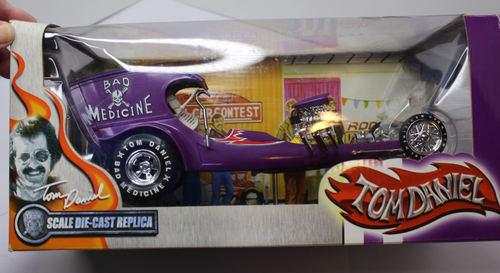Tom Daniel BAD MEDICINE Skeleton Driver 1/18 Iron Legends Diecast SEALED Box - Picture 2 of 9