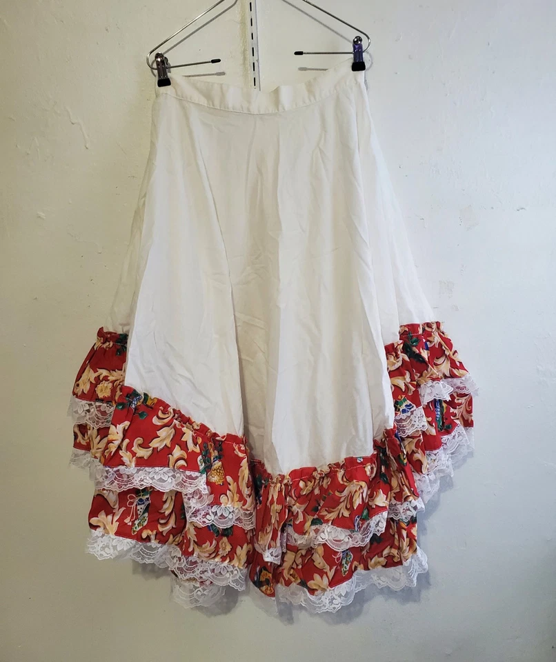 Top y falda disfraz español hecho a mano para mujer Foto 2 de 4