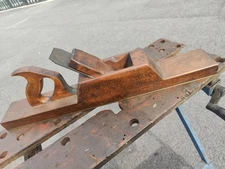 Vintage 22" Brass Shoe Wooden Jointer Plane with Onions 2.5' Iron 