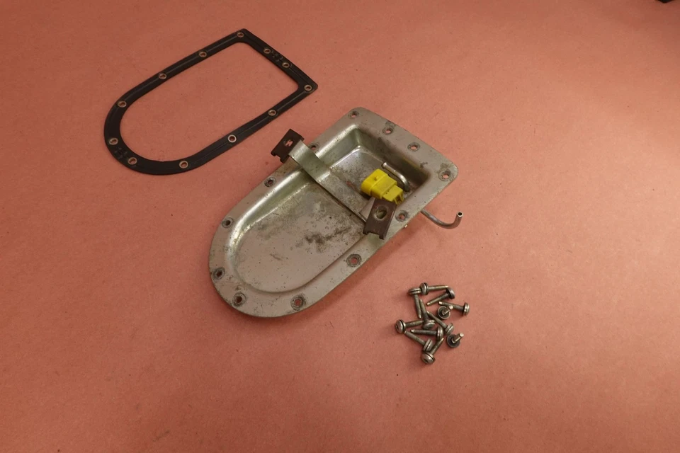 Harley-Davidson Dyna Fat Bob 2008-2013 FXDF bomba de combustible placa superior Foto 3 de 4